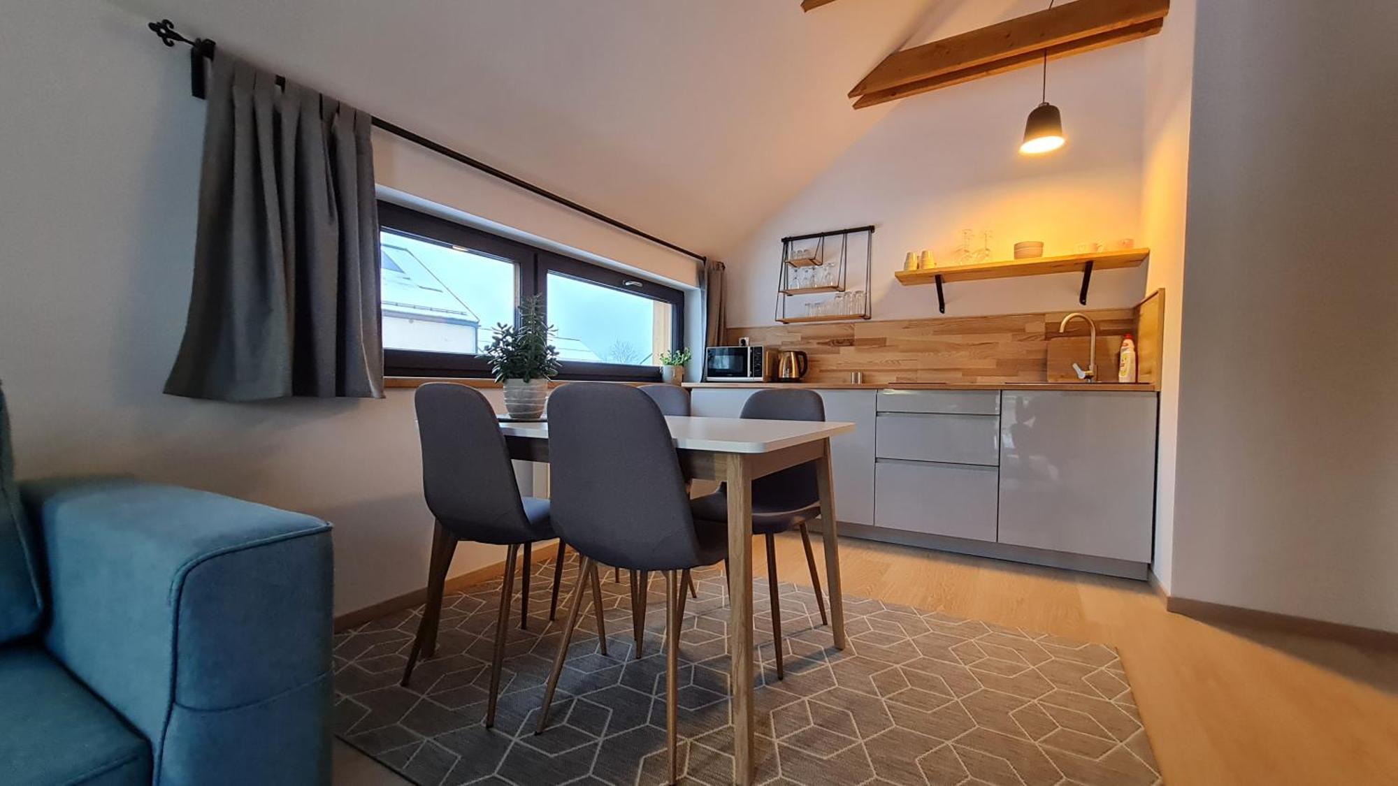 Apartmany Zamecka Jilemnice Rum bild